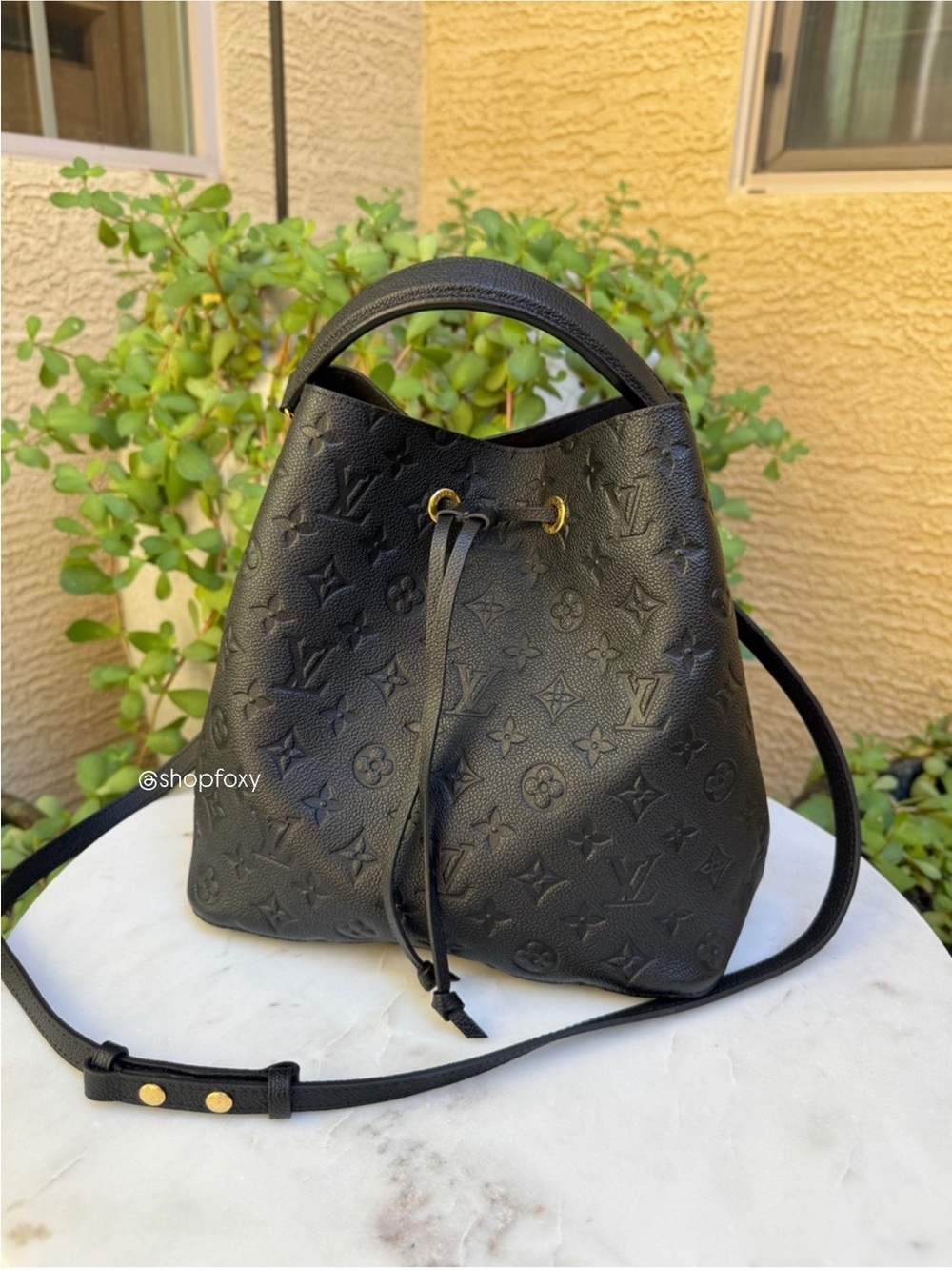Louis Vuitton Monogram Empreinte NéoNoé MM